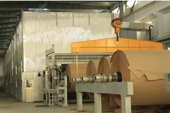 펄프 마분지 크라프트지 갈색지 생산 기계 2400 밀리미터 50T/D